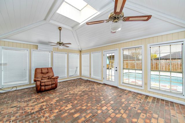 507 Summerfield Dr, Houma, LA 70360
