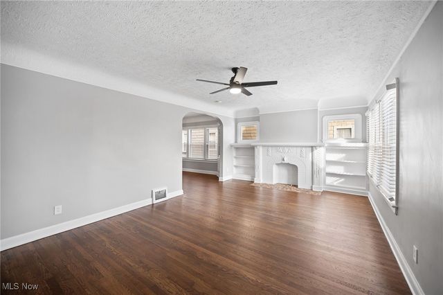 2258 Northland Avenue UP, Lakewood, OH 44107