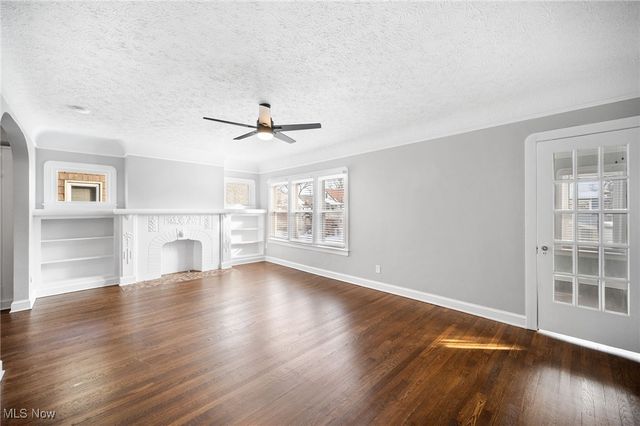 2258 Northland Avenue UP, Lakewood, OH 44107