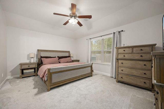 922 Fife Drive, Conroe, TX 77301