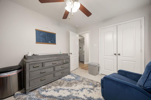 922 Fife Drive, Conroe, TX 77301