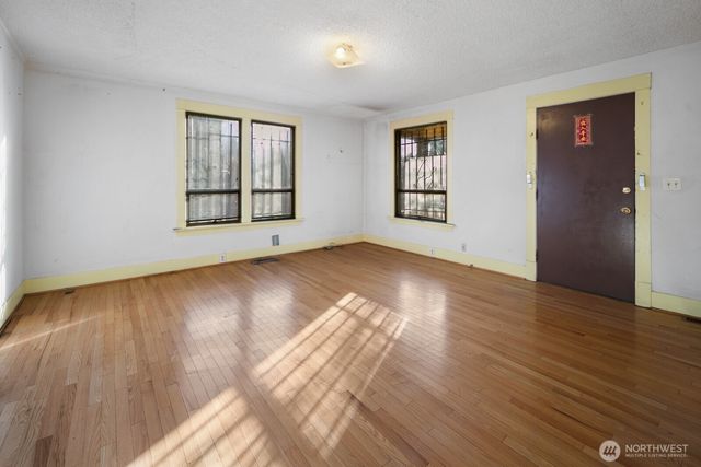 3226 S Edmunds Street, Seattle, WA 98118
