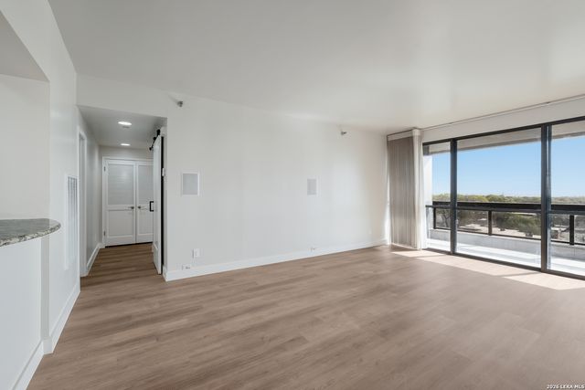 7887 Broadway Apt 707, San Antonio, TX 78209