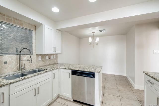 7887 Broadway Apt 707, San Antonio, TX 78209