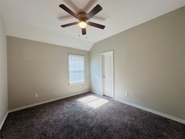 228 Mina Street, Red Oak, TX 75154