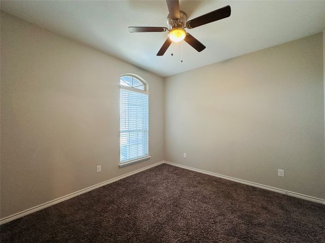 228 Mina Street, Red Oak, TX 75154