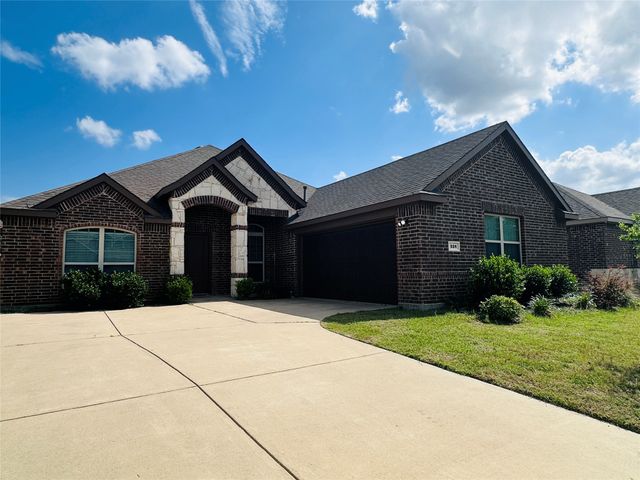 228 Mina Street, Red Oak, TX 75154