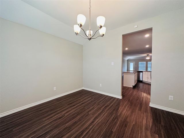 228 Mina Street, Red Oak, TX 75154