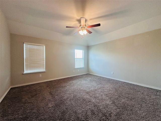 228 Mina Street, Red Oak, TX 75154