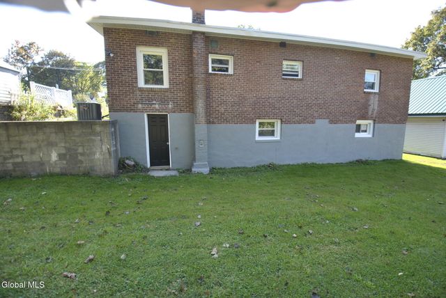 49 Osborne Road, Colonie, NY 12205