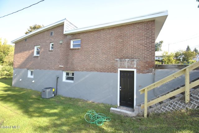 49 Osborne Road, Colonie, NY 12205