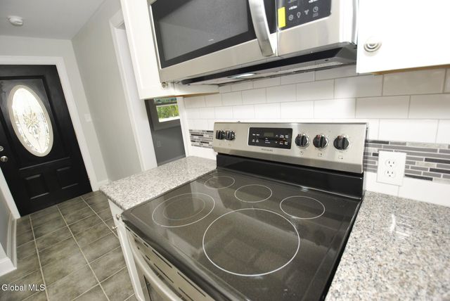 49 Osborne Road, Colonie, NY 12205