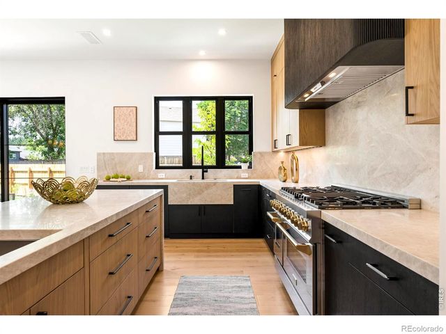 137 S Warbler Court, Louisville, CO 80027