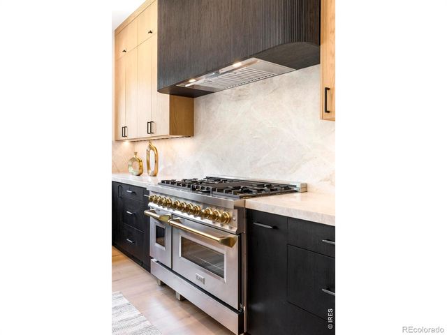 137 S Warbler Court, Louisville, CO 80027
