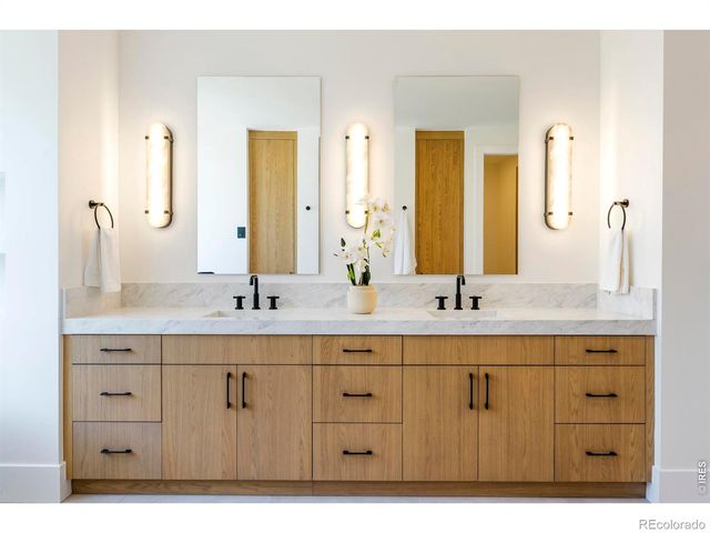 137 S Warbler Court, Louisville, CO 80027