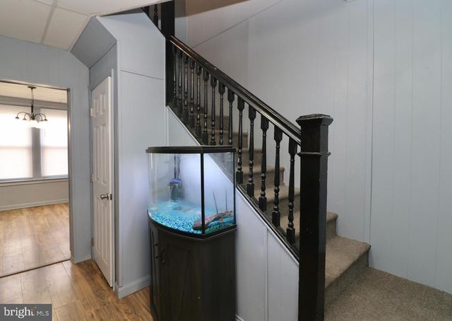 16 CEDAR ST, Marcus Hook, PA 19061
