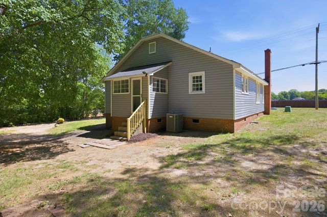 2610 Nc 152 Highway W, China Grove, NC 28023