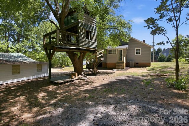 2610 Nc 152 Highway W, China Grove, NC 28023