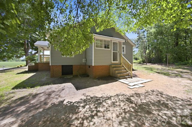 2610 Nc 152 Highway W, China Grove, NC 28023