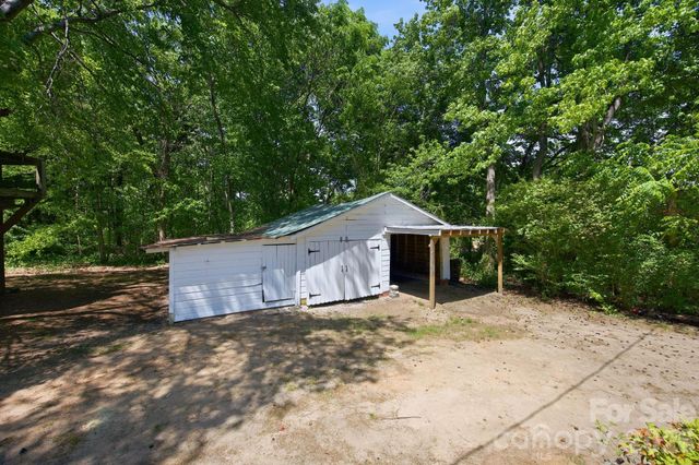 2610 Nc 152 Highway W, China Grove, NC 28023