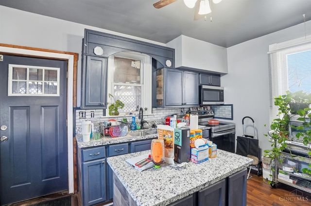 4719 Castle Place, Cincinnati, OH 45227