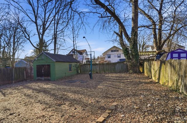 4719 Castle Place, Cincinnati, OH 45227
