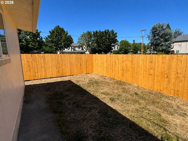 3016 Se 87TH Ave, Portland, OR 97266