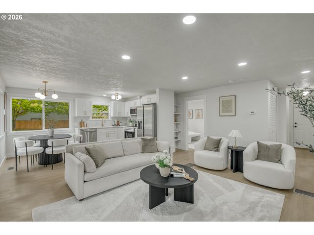 3016 Se 87TH Ave, Portland, OR 97266