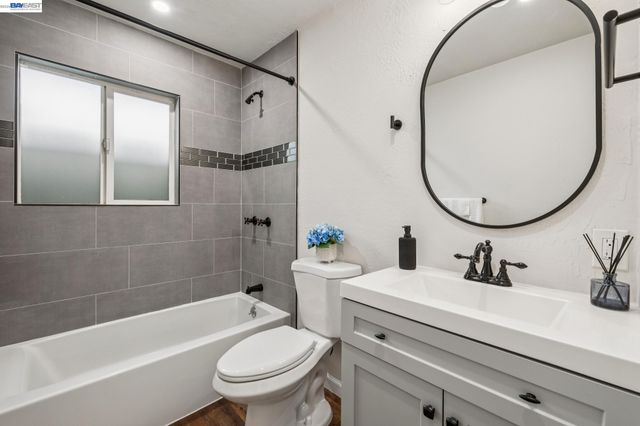 1901 Jacqueline Way, Concord, CA 94519