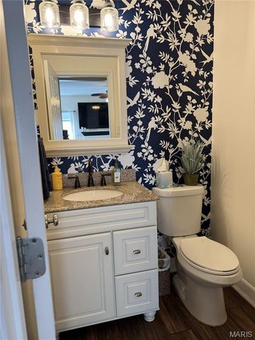 7196 Tournament Drive, St Louis, MO 63129