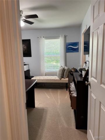 7196 Tournament Drive, St Louis, MO 63129