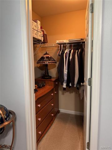 7196 Tournament Drive, St Louis, MO 63129