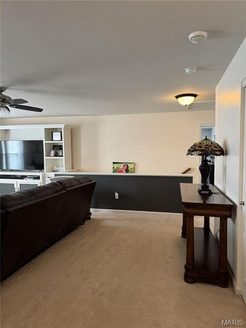 7196 Tournament Drive, St Louis, MO 63129
