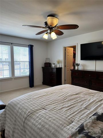 7196 Tournament Drive, St Louis, MO 63129