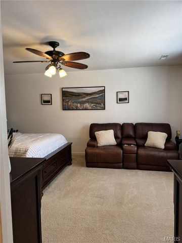 7196 Tournament Drive, St Louis, MO 63129