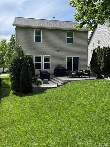 7196 Tournament Drive, St Louis, MO 63129