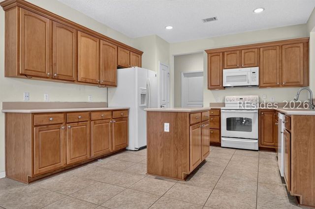 1 Landmark Ln, Bluffton, SC 29909
