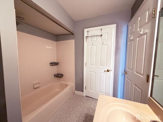 118 Acadia Court 9, Princeton, NJ 08540