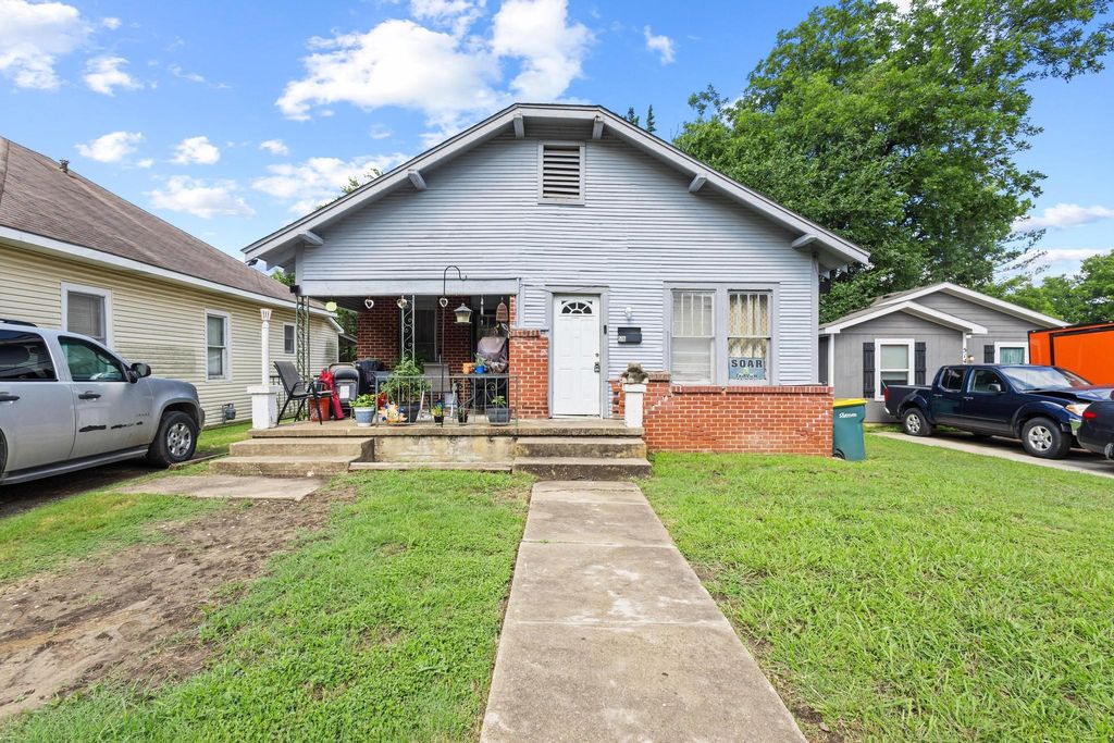 516 S Maxey Street, Sherman, TX 75090