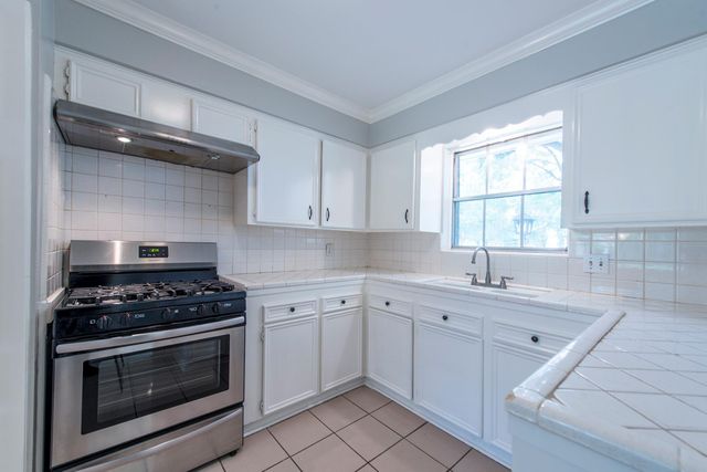 8003 Sharpview Drive, Houston, TX 77036