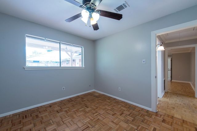 8003 Sharpview Drive, Houston, TX 77036