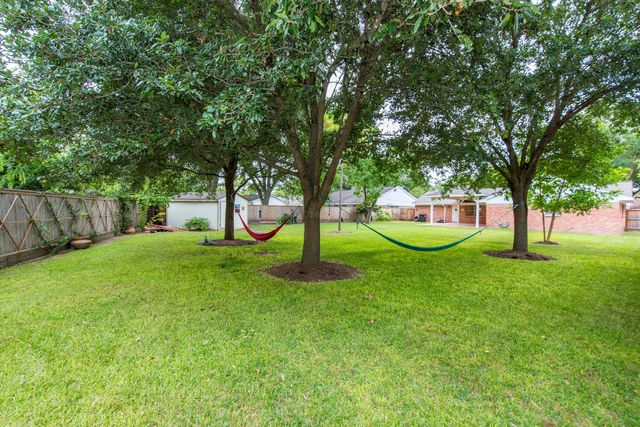 8003 Sharpview Drive, Houston, TX 77036