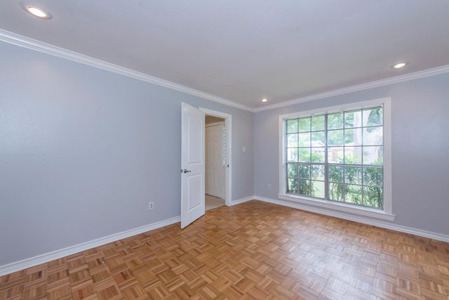 8003 Sharpview Drive, Houston, TX 77036