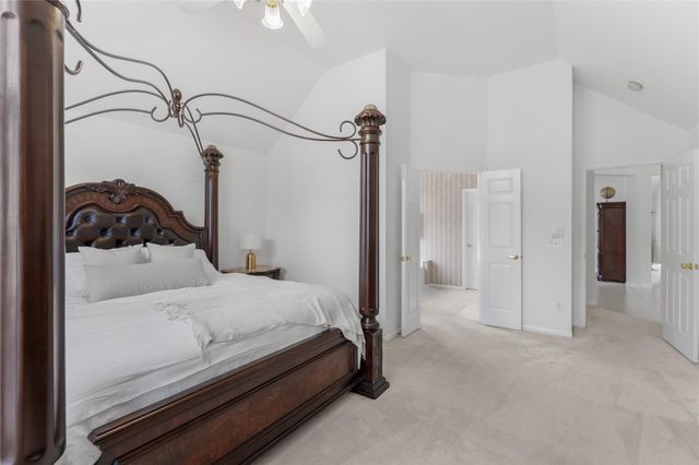 147 Linton Downs Place, The Woodlands, TX 77382