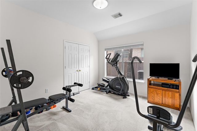 147 Linton Downs Place, The Woodlands, TX 77382