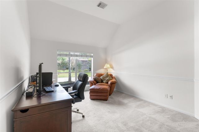 147 Linton Downs Place, The Woodlands, TX 77382