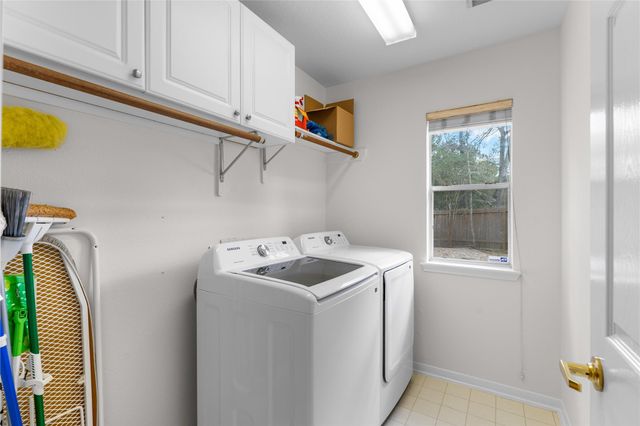 147 Linton Downs Place, The Woodlands, TX 77382