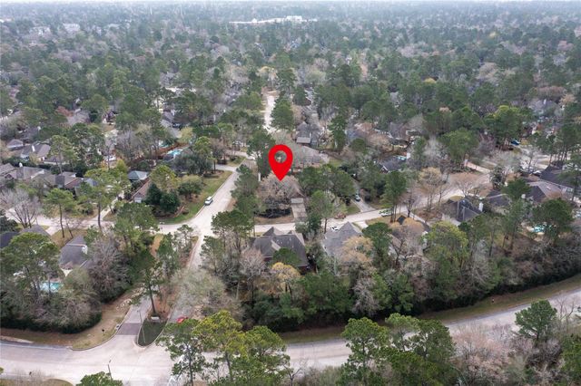 147 Linton Downs Place, The Woodlands, TX 77382