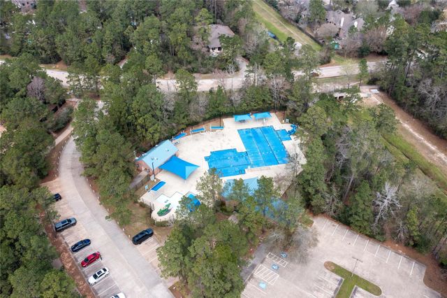 147 Linton Downs Place, The Woodlands, TX 77382