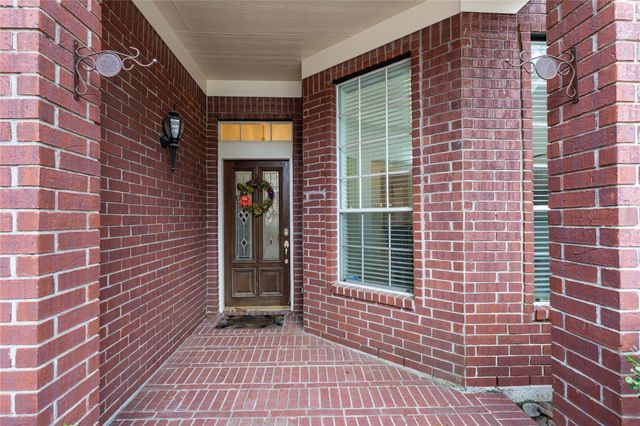 147 Linton Downs Place, The Woodlands, TX 77382